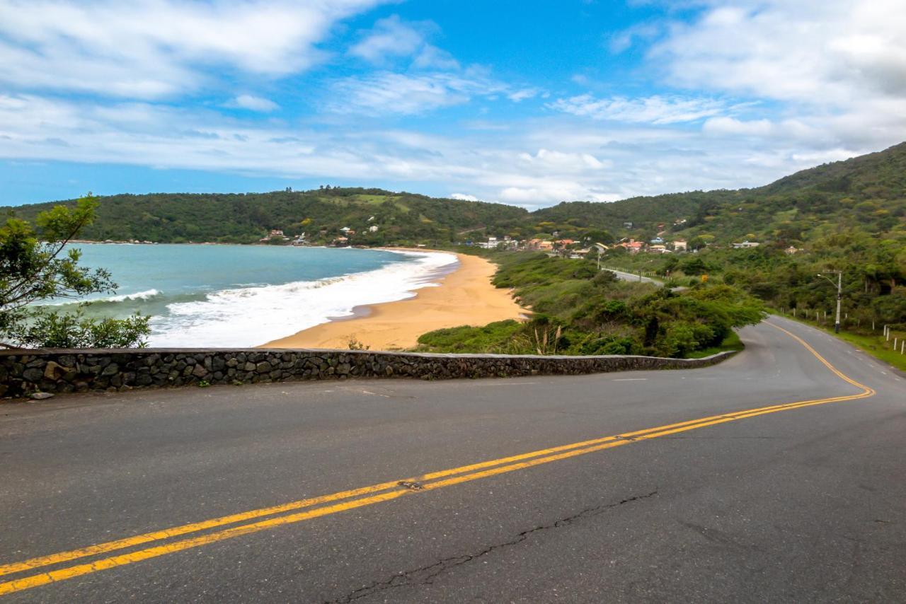 Estaleiro Com Charme - Ar, Churras E Pet Friendly Balneário Camboriú Εξωτερικό φωτογραφία